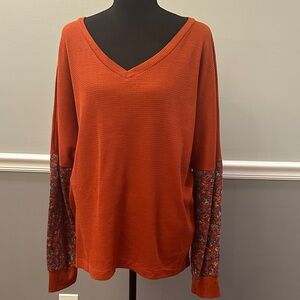 Grace & Emma Cozy V-Neck Rust Sweatshirt with Floral Accents